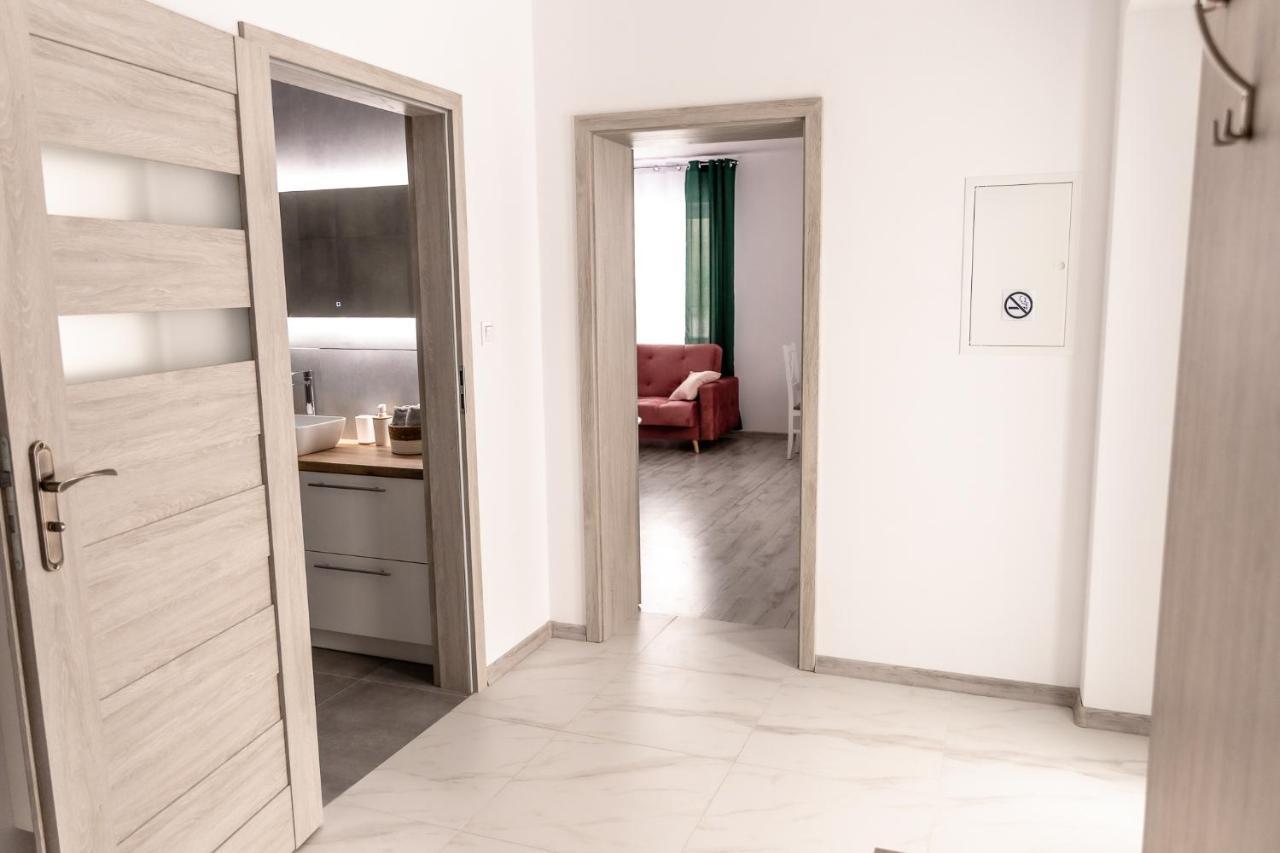 Apartament Pod Lasem Apartman Oldrzychowice Klodzkie Kültér fotó