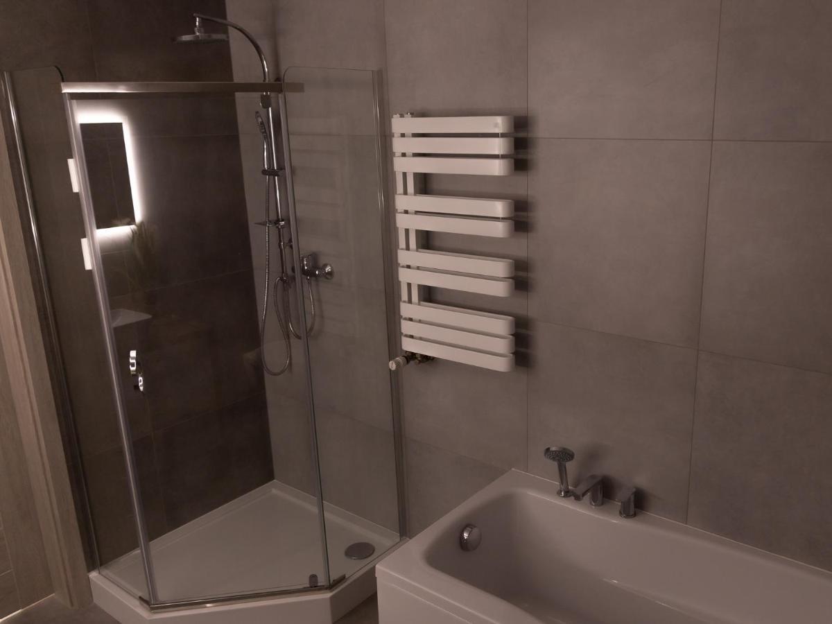 Apartament Pod Lasem Apartman Oldrzychowice Klodzkie Kültér fotó