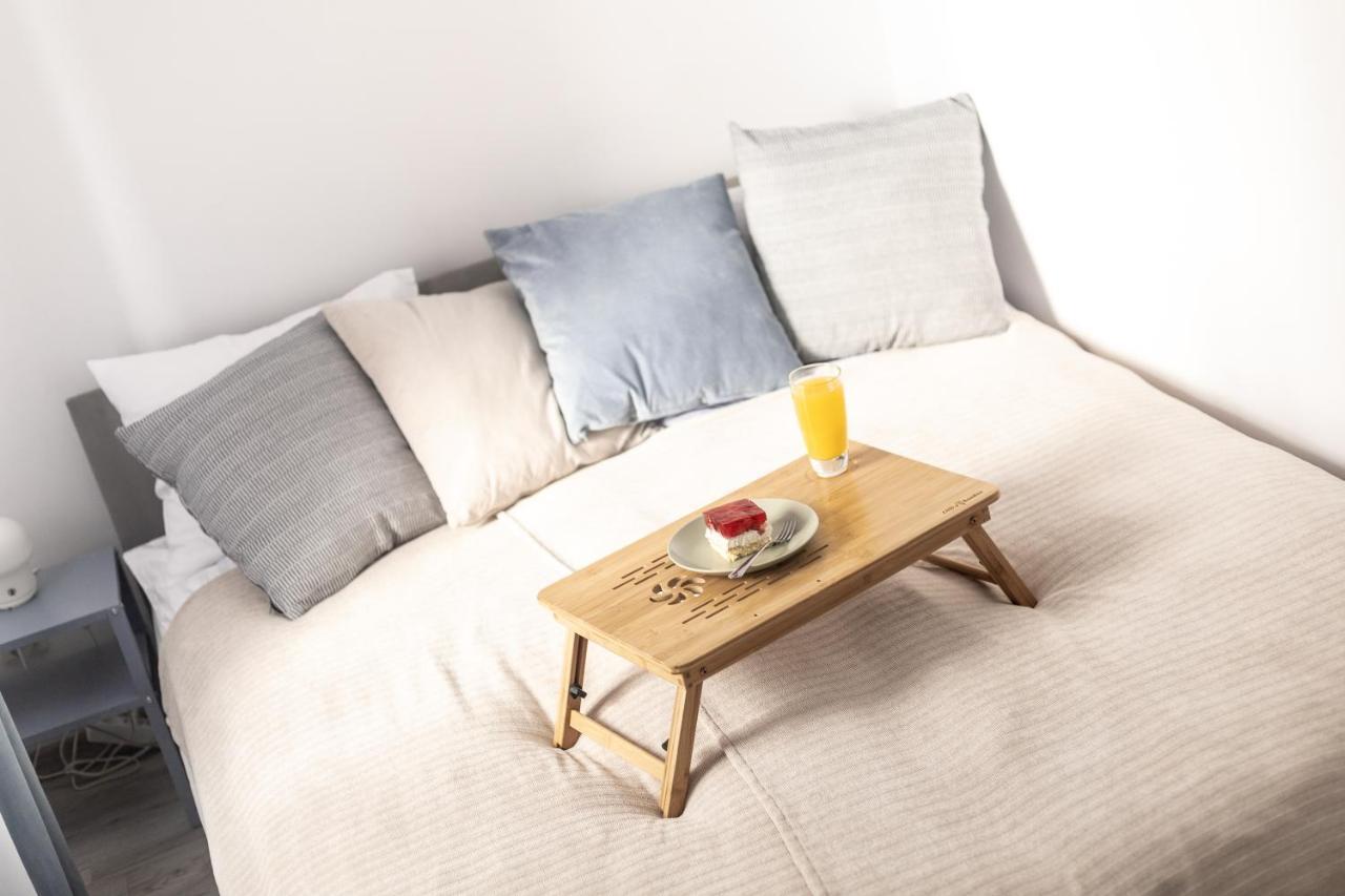 Apartament Pod Lasem Apartman Oldrzychowice Klodzkie Kültér fotó