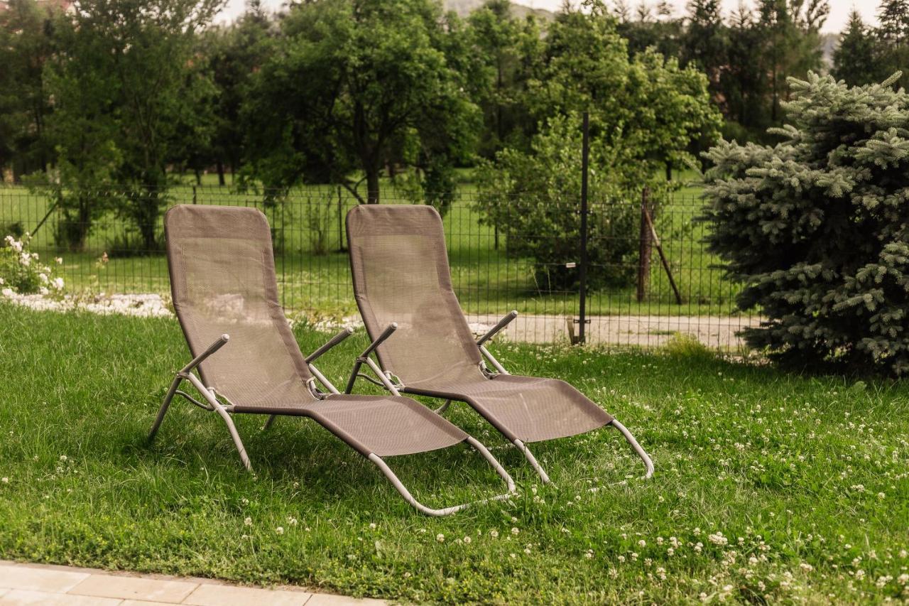 Apartament Pod Lasem Apartman Oldrzychowice Klodzkie Kültér fotó